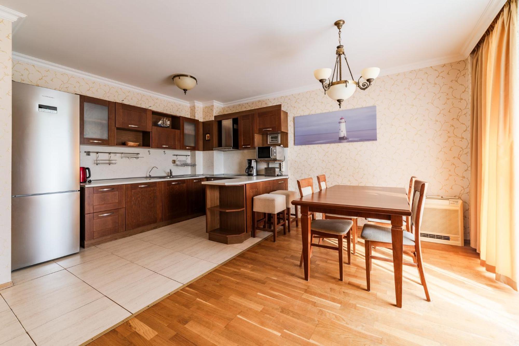 Apartcomplex Splendid Saints Constantine and Helena Ngoại thất bức ảnh