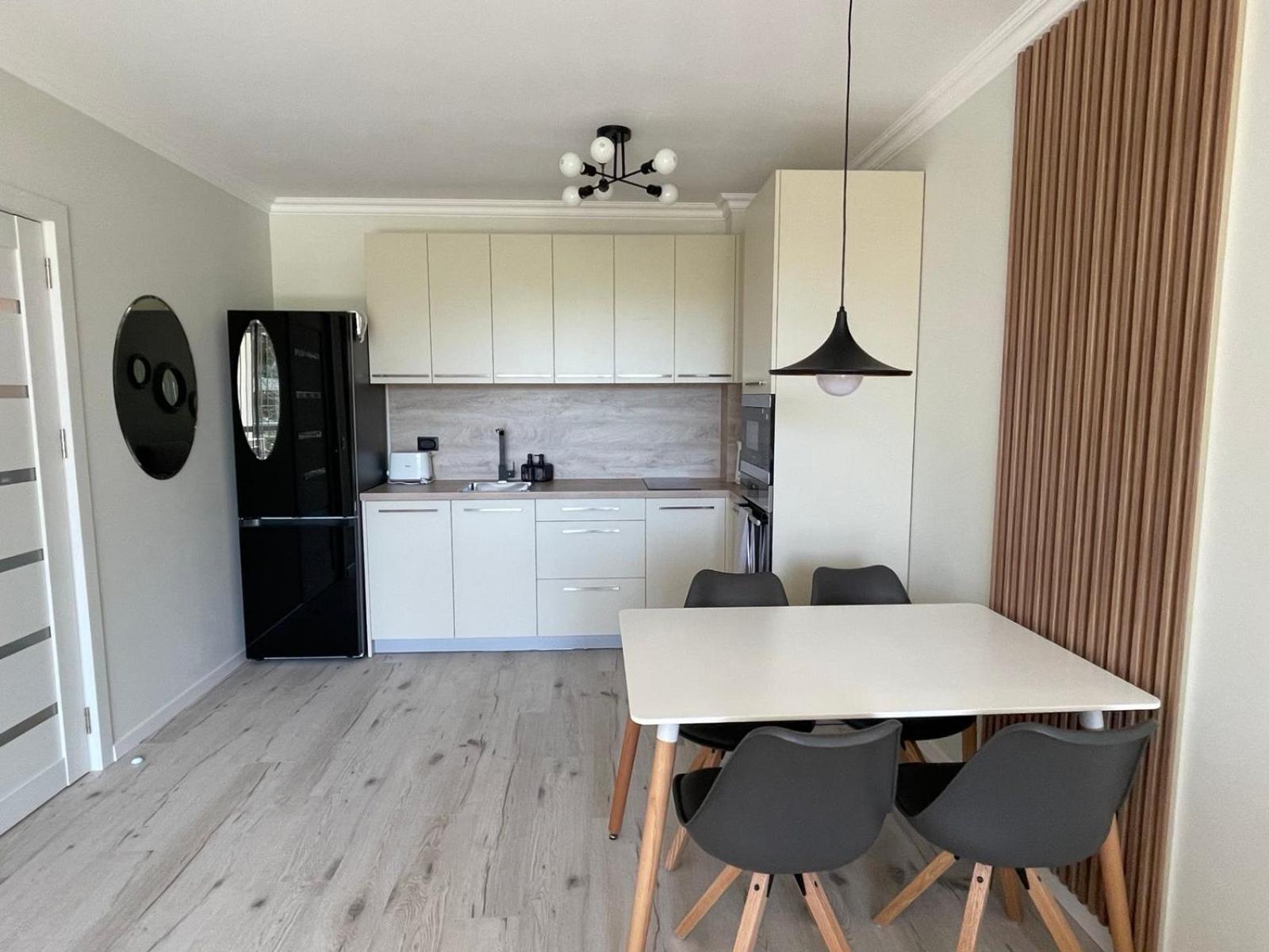Apartcomplex Splendid Saints Constantine and Helena Ngoại thất bức ảnh